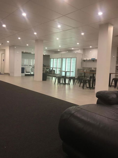 Perth City Backpackers Hostel - Note - Valid Passport Required To Check In - Accommodation Redcliffe 11