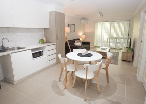 Yaran Suites - Accommodation Redcliffe 16