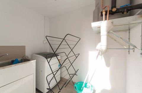 Yaran Suites - Accommodation Redcliffe 20