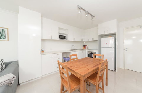 Yaran Suites - Accommodation Redcliffe 41