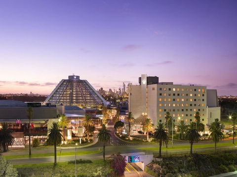 Crown Promenade Perth - Accommodation Redcliffe 6