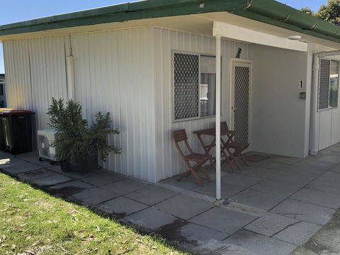 White Sands - Accommodation Redcliffe 3