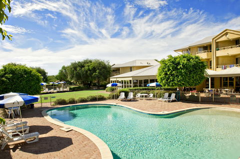 Abbey Beach Resort - Accommodation Redcliffe 7