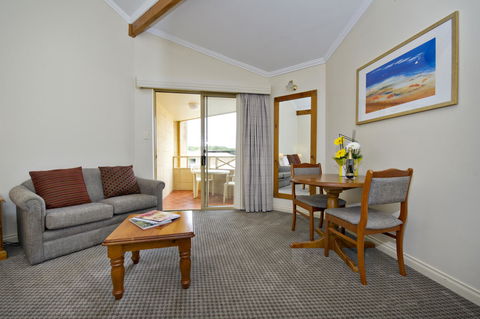 Abbey Beach Resort - Accommodation Redcliffe 16