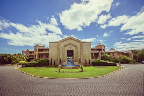 Abbey Beach Resort - Accommodation Redcliffe 0