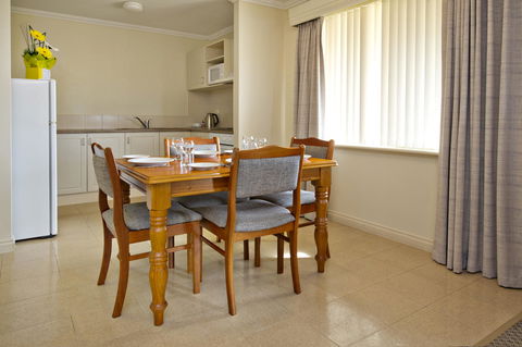 Abbey Beach Resort - Accommodation Redcliffe 10