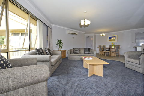 Abbey Beach Resort - Accommodation Redcliffe 24