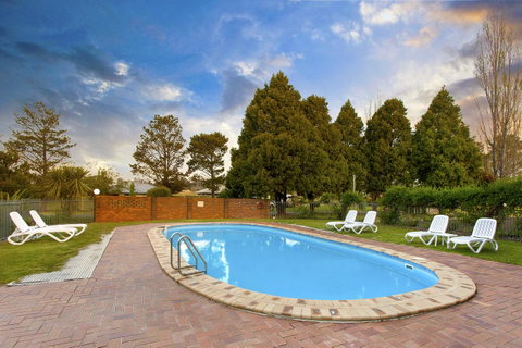 Armidale Tourist Park - Accommodation Redcliffe 2