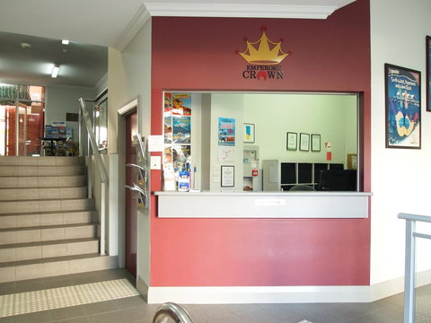 The Emperors Crown Hostel - Accommodation Redcliffe 15