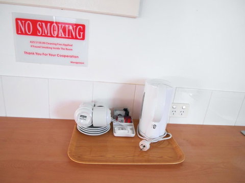 Econo Lodge Rivervale - Accommodation Redcliffe 7