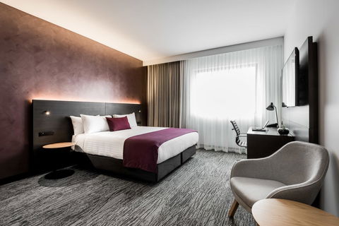 Holiday Inn West Perth, An IHG Hotel - Accommodation Redcliffe 10
