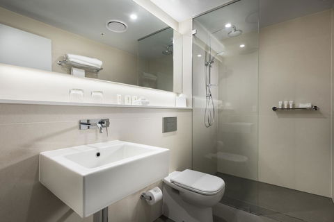 Holiday Inn West Perth, An IHG Hotel - Accommodation Redcliffe 18
