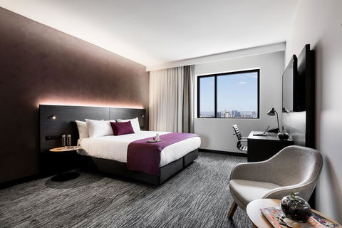 Holiday Inn West Perth, An IHG Hotel - Accommodation Redcliffe 6
