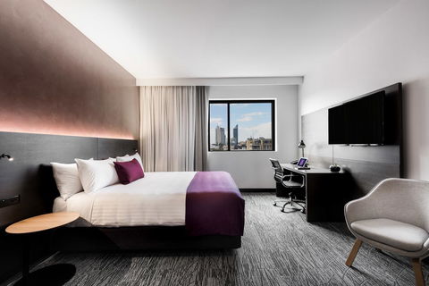 Holiday Inn West Perth, An IHG Hotel - Accommodation Redcliffe 3