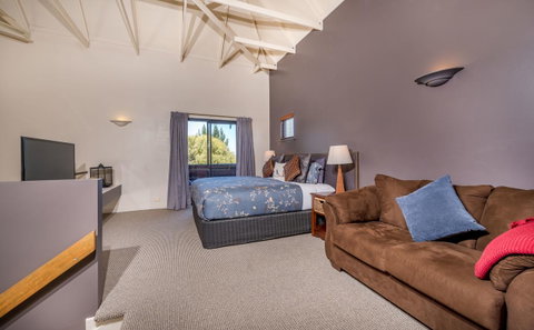 Chimes Spa Retreat - Accommodation Redcliffe 13