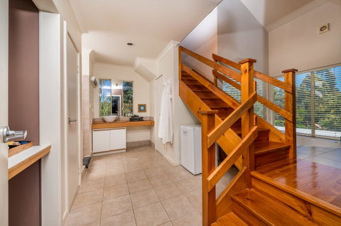 Chimes Spa Retreat - Accommodation Redcliffe 12