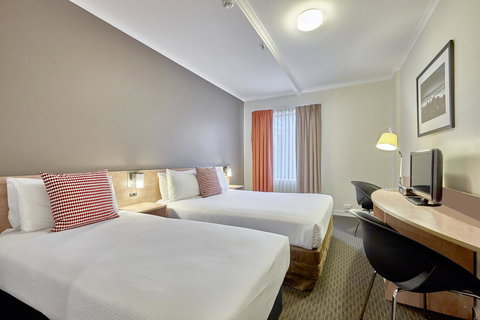 Ibis Perth - Accommodation Redcliffe 7