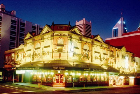 European Hotel - Accommodation Redcliffe 0
