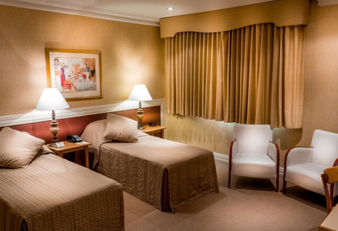 European Hotel - Accommodation Redcliffe 16