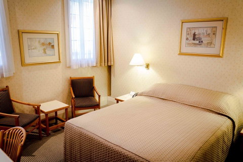 European Hotel - Accommodation Redcliffe 25