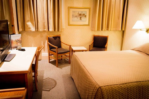 European Hotel - Accommodation Redcliffe 26