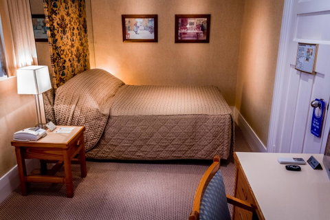 European Hotel - Accommodation Redcliffe 29