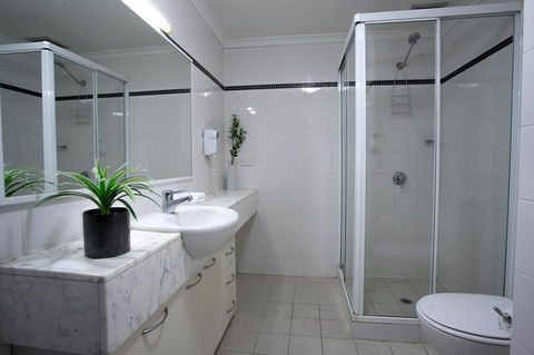 Perth Short Stays - Accommodation Redcliffe 7