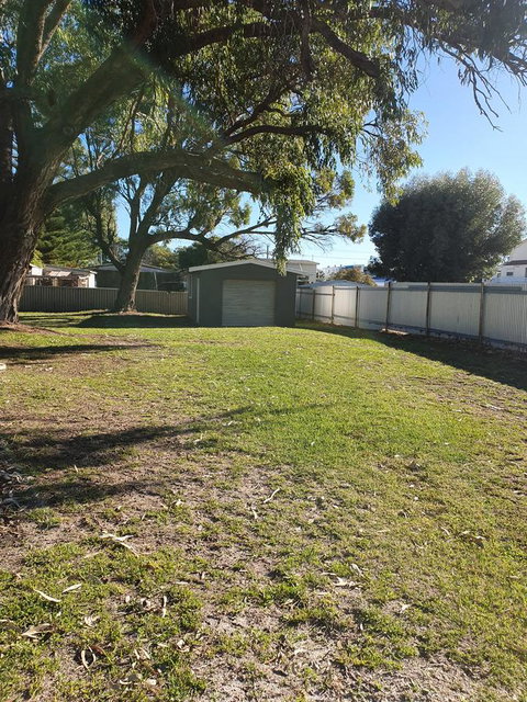 Just Chillin - Accommodation Redcliffe 5
