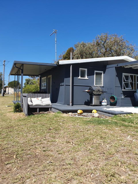 Just Chillin - Accommodation Redcliffe 3