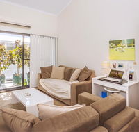 Home Apartment - Perth City Centre - Free WiFi - Accommodation Redcliffe