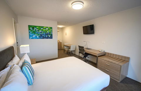 Albany Motel & Apartments - Accommodation Redcliffe 2