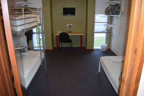 Beatty Lodge - Accommodation Redcliffe 8