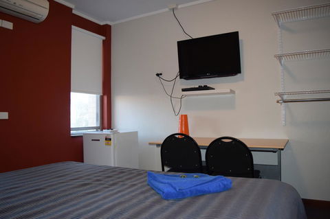 Beatty Lodge - Accommodation Redcliffe 17