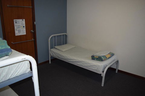 Beatty Lodge - Accommodation Redcliffe 13