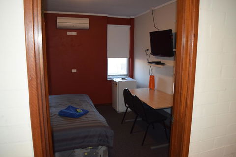 Beatty Lodge - Accommodation Redcliffe 16