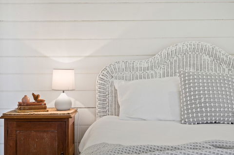 Lavender Cottage - Accommodation Redcliffe 6