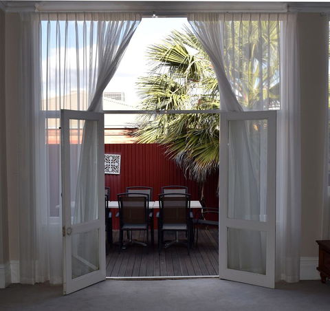 The Palace Hotel Kalgoorlie - Accommodation Redcliffe 9