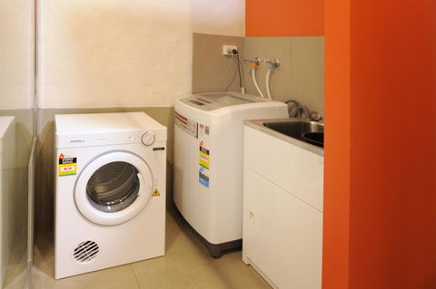 The Stirling Arms Hotel - Accommodation Redcliffe 26