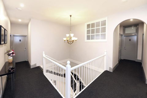 The Stirling Arms Hotel - Accommodation Redcliffe 19