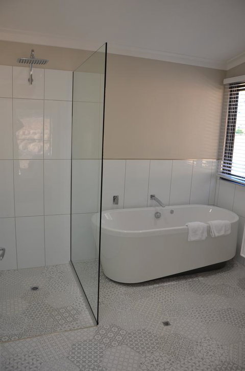 The Floating Forest - Accommodation Redcliffe 24