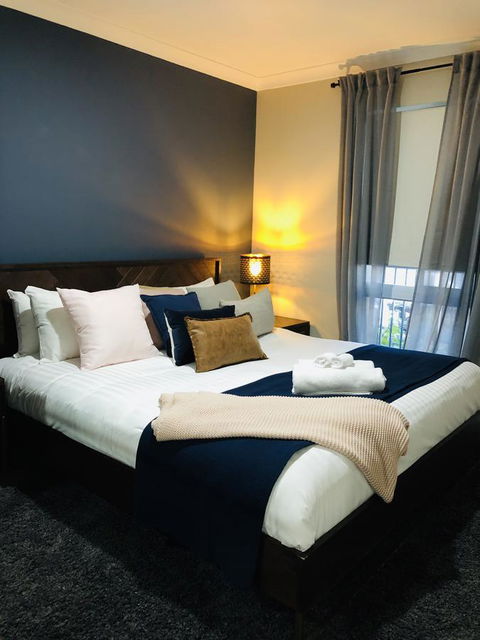 West Beach Lagoon 220 Stylish And Cozy - Accommodation Redcliffe 2