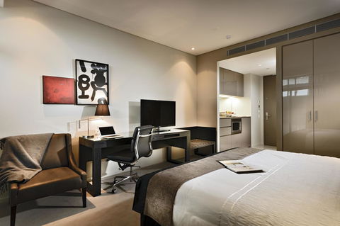 Fraser Suites Perth - Accommodation Redcliffe 5