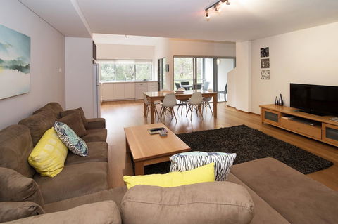 Pegasus - Accommodation Redcliffe 8