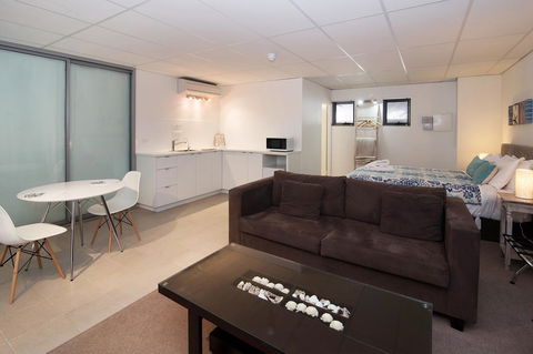 Pegasus - Accommodation Redcliffe 2