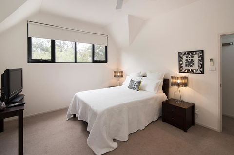 Pegasus - Accommodation Redcliffe 7