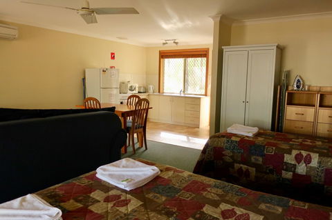 Travellers Rest Motel - Accommodation Redcliffe 14