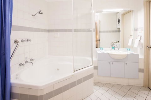 Broadwater Resort WA Tourism Awards 2024 Gold Winner - Accommodation Redcliffe 32