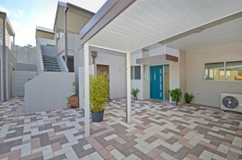 Mill View Link - Accommodation Redcliffe 27