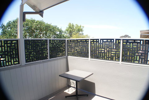 Mill View Link - Accommodation Redcliffe 16