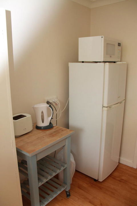 Malibu Apartments - Perth - Accommodation Redcliffe 9